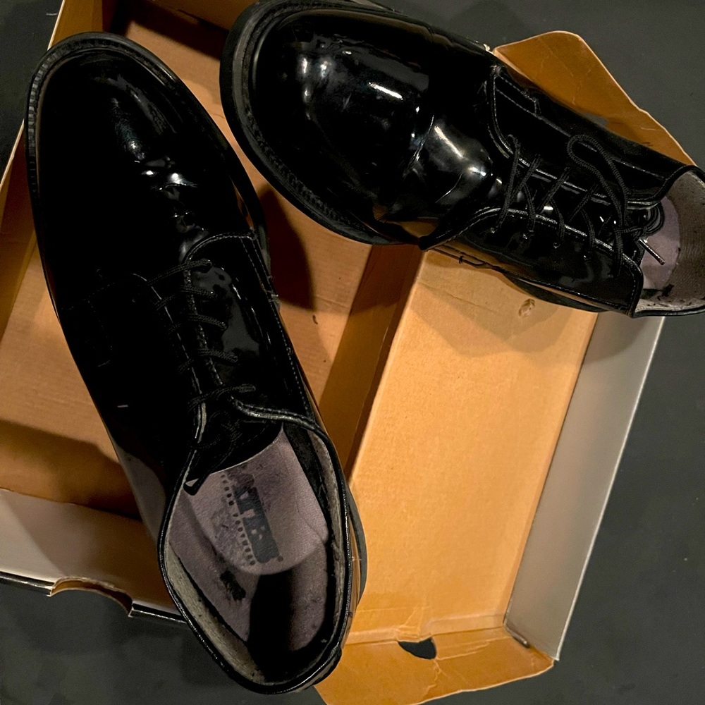 Bates low quarters shoes